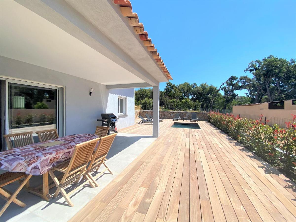 Villa Deux Chambres Avec Piscine Chauffee Proche Des Plages Sainte-Lucie de Porto-Vecchio Eksteriør billede